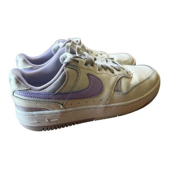 Nike DX91776-110 Womens Gamma Force Sneakers Shoes Ivory Lilac Bloom 8 - Picture 3 of 9